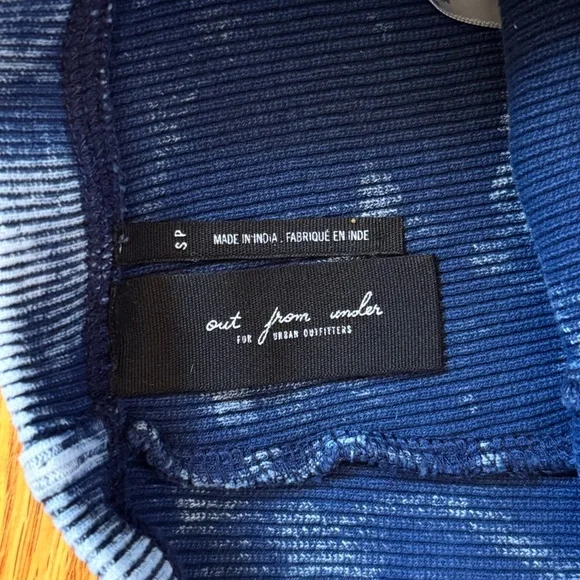 Urban Outfitters Out From Under Blue Ribbed Biker Shorts Women’s Size Small - Picture 3 of 8